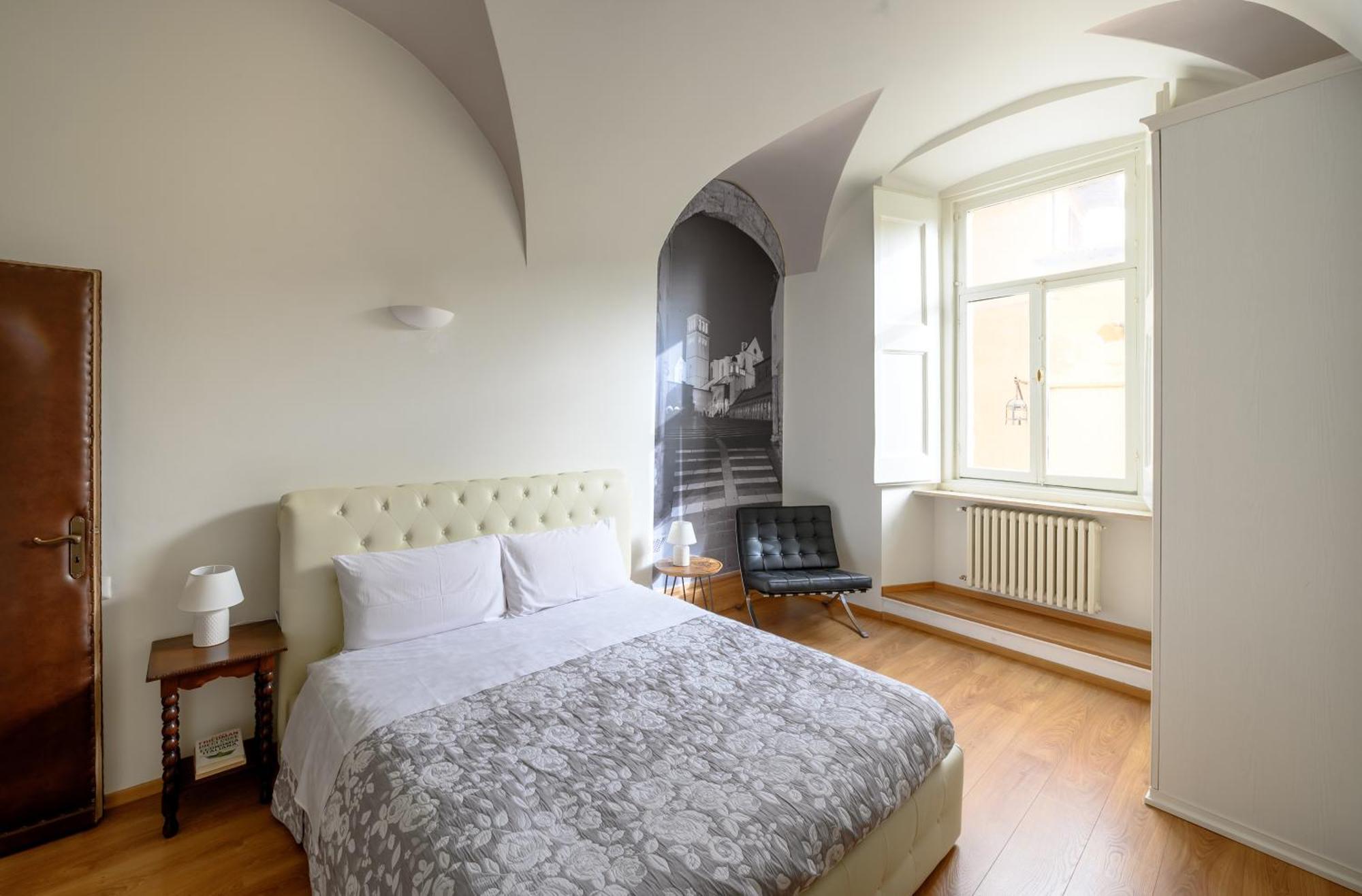 Via Giotto, 5 Apartment *